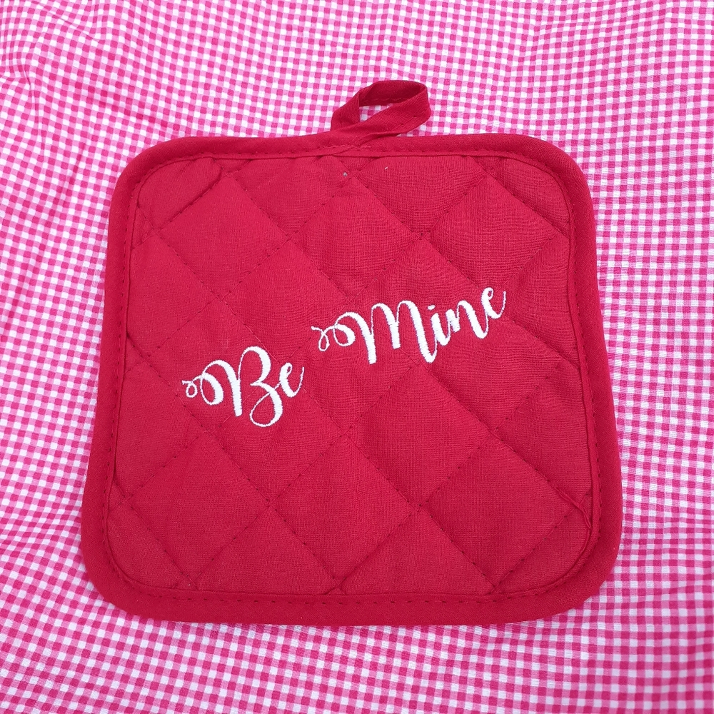 Embroidered Be Mine Pot Holder Valentine's Day